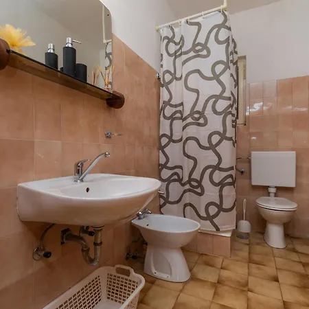 Apartment By The Sea Balica Rat, - 1065