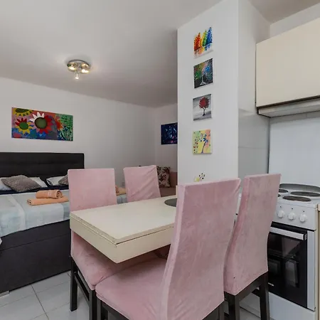 By The Sea Balica Rat, - 1065 Apartment *