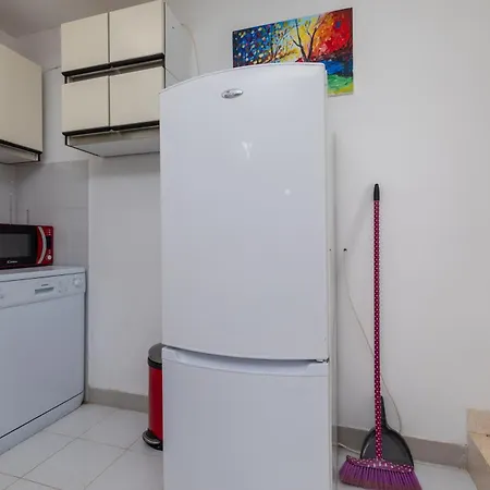 Apartment By The Sea Balica Rat, - 1065 *
