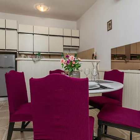 Apartment By The Sea Balica Rat, - 1065 *