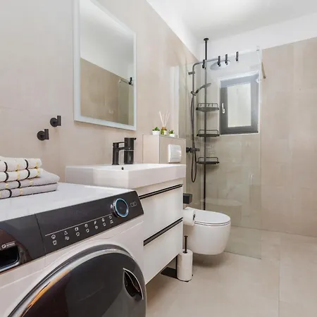 Apartman By The Sea Balica Rat, - 1065 *